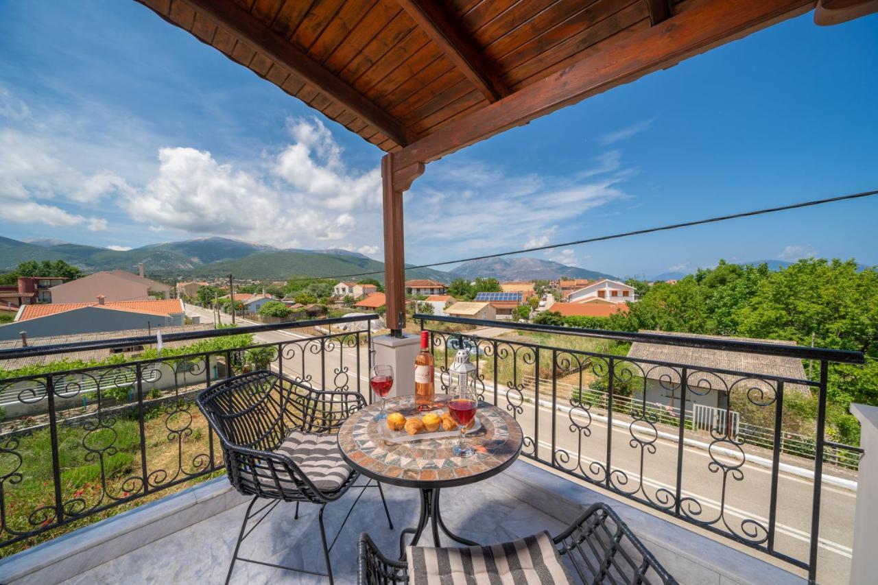 Mary'S Studios & Apartment Самі Екстер'єр фото